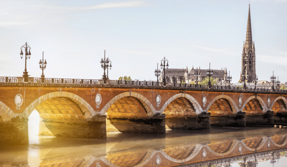 Pont de pierre : Bordeaux en fête pour son bicentenaire !